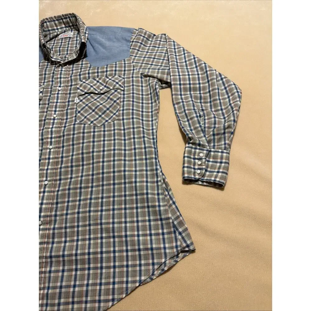Vintage Levi’s Plaid Button Down Shirt Large
